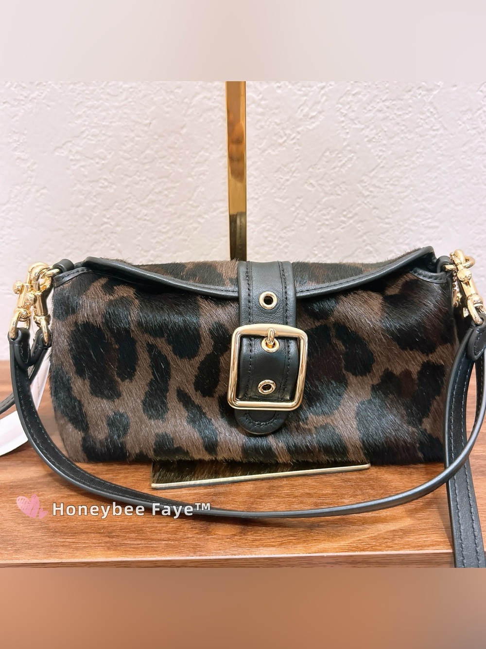 Coach Abbie Shoulder Bag
In Haircalf With Leopard Print cfo63